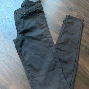 H&M Black Skinny Leg Jeans